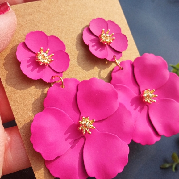 Hot Fuchsia Pink Floral Earrings - Picture 7 of 17